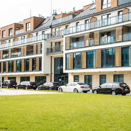 Bel Mare With Balcony By Renters *