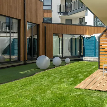 Bel Mare With Balcony By Renters *